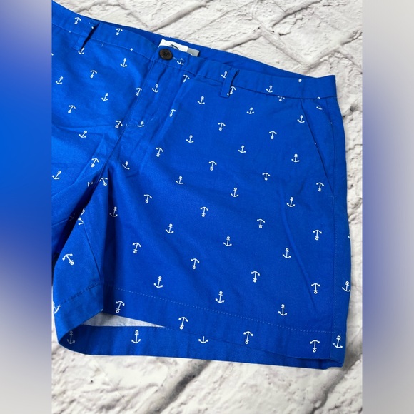 Old navy women’s nautical print blue short size 16 - Picture 2 of 7